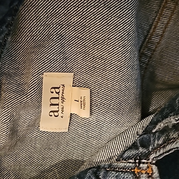 Women New Blue Jean a.n.a Dress with belt in a Size Large - Picture 5 of 5
